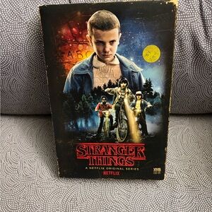 Netflix Stranger Things Collectible Blu Ray Season 1 - Black/Red/Blue